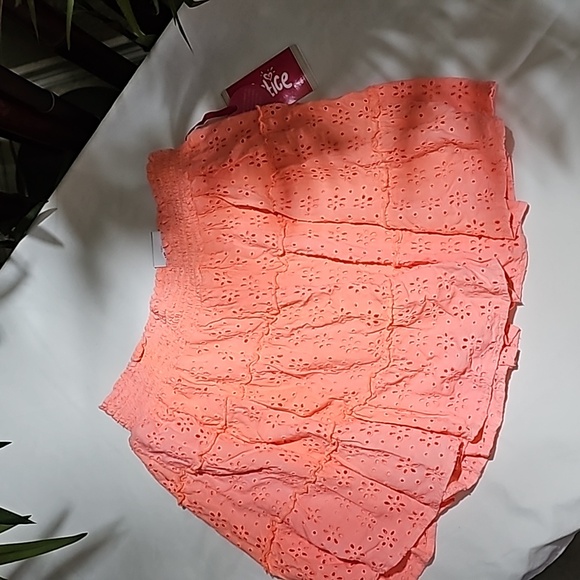 Justice Skort Large - Picture 2 of 12